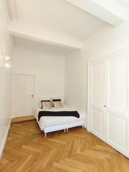 Appartement Carcassonnais Avec Parking Каркасон Екстериор снимка